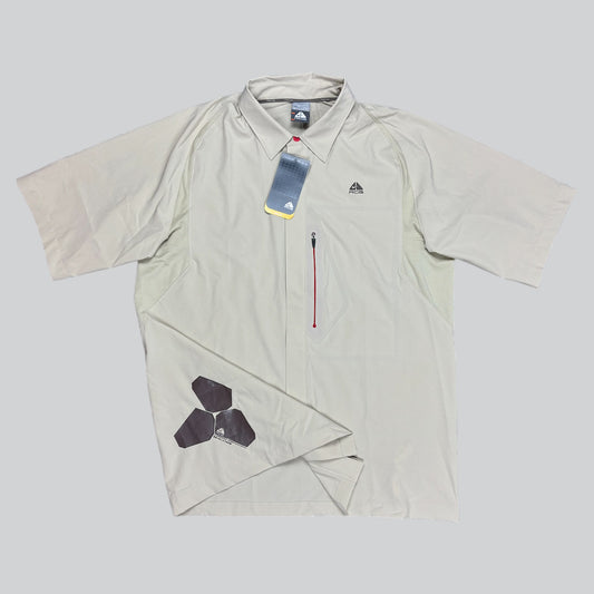 00's Nike ACG Technical Shirt (L)